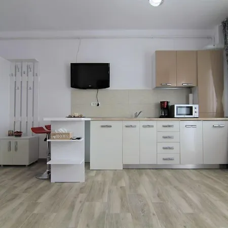 Daire Garsoniera Moderna Mamaia Nord *